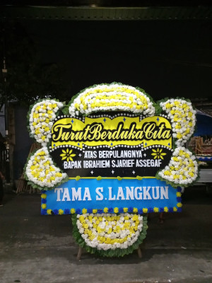 Papan Bunga Duka di Payo Selincah